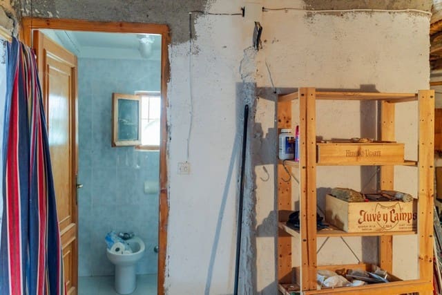 3 soveværelse Semi-Rækkehus til salg i Seron - € 36.000 (Ref: 8924273)