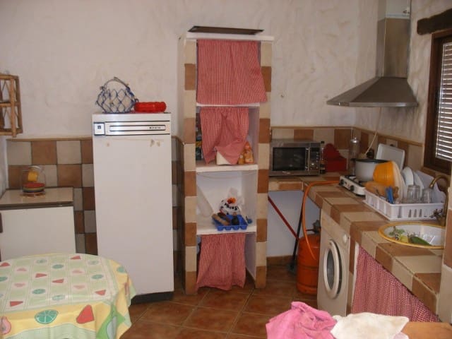 3 soveværelse Hulehus til salg i Cuevas del Campo - € 65.000 (Ref: 8927638)