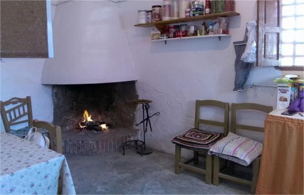 4 soveværelse Hulehus til salg i Castillejar - € 65.000 (Ref: 8942188)