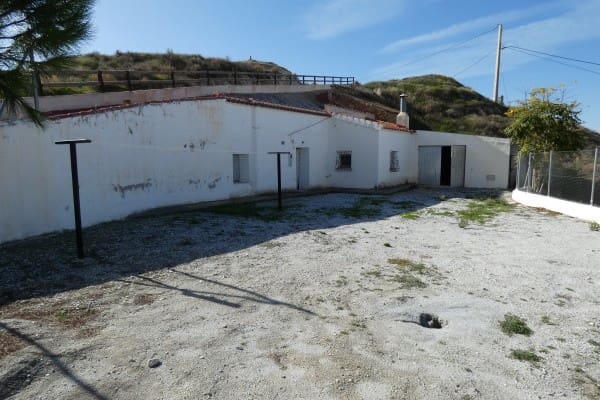 4 soveværelse Hulehus til salg i Castilléjar - € 55.000 (Ref: 8942188)