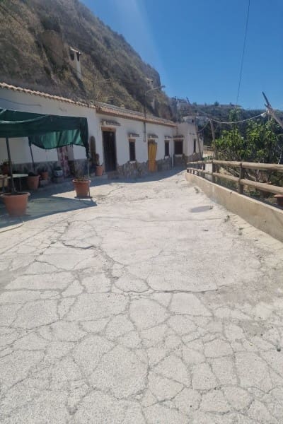 1 soveværelse Hulehus til salg i Castillejar - € 35.000 (Ref: 8958238)