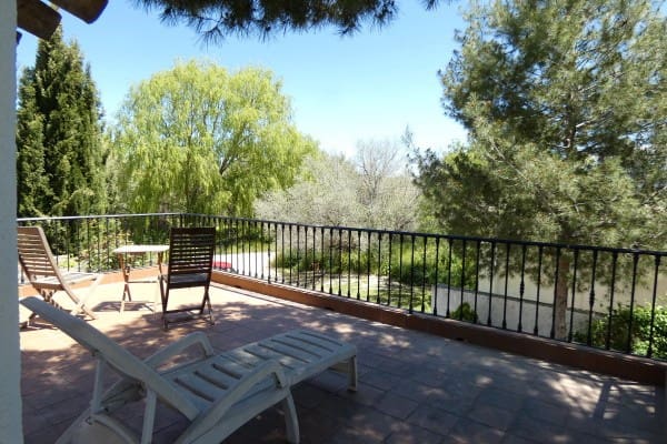 4 bedroom Semi-detached Villa for sale in Venta Micena with pool - € 225,000 (Ref: 9015677)