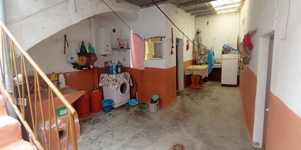 5 slaapkamer Villa te koop in Fontanar, Pozo Alcón - € 70.950 (Ref: 9019240)