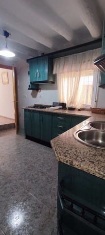 8 soverom Hus til salgs i Somontín - € 52 000 (Ref: 9037987)