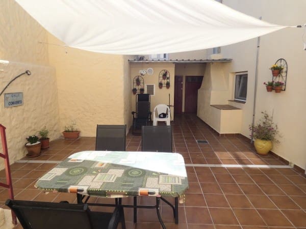 4 soveværelse Byhus til salg i Caniles - € 139.950 (Ref: 9043979)