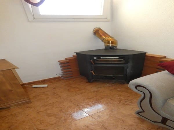 4 soveværelse Byhus til salg i Caniles - € 139.950 (Ref: 9043979)