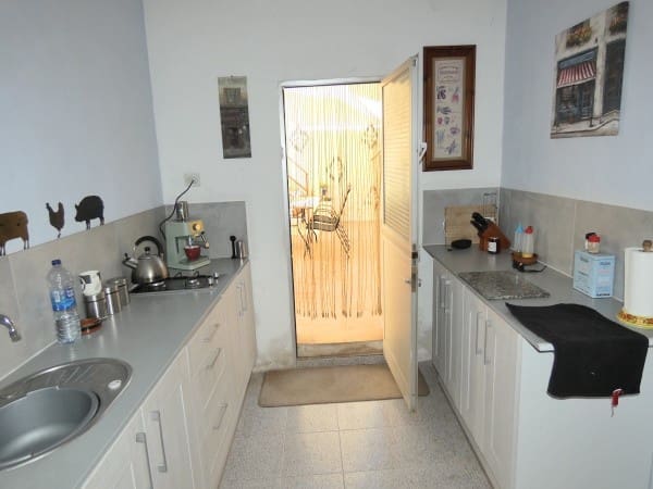 4 soveværelse Byhus til salg i Caniles - € 139.950 (Ref: 9043979)