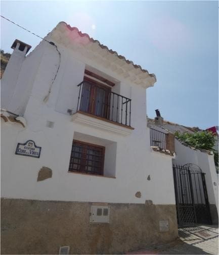 3 slaapkamer Grotwoning te koop in Galera - € 89.950 (Ref: 9049809)