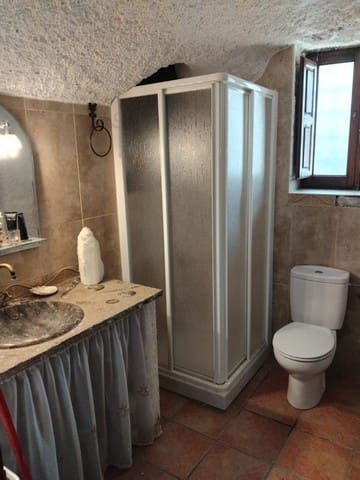 10 soveværelse Hulehus til salg i Baza - € 125.000 (Ref: 9059782)