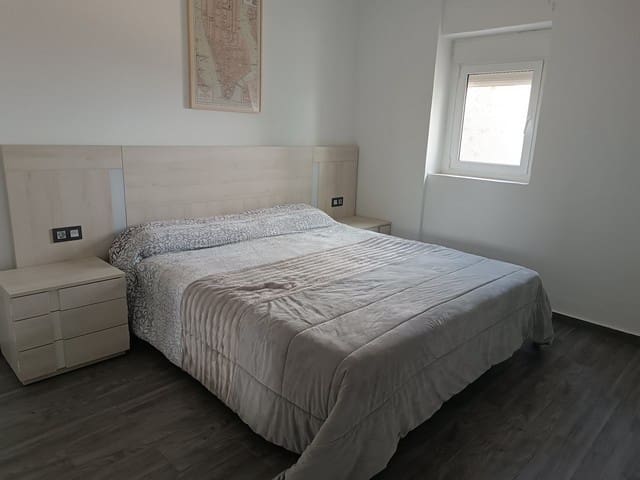 3 soveværelse Villa til salg i Gor med swimmingpool - € 264.000 (Ref: 9061051)