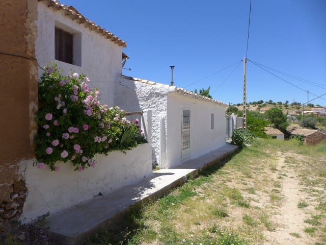 4 sovrum Finca/Hus på landet till salu i Gor - 76 000 € (Ref: 9061977)