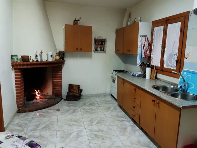 4 soveværelse Finca/Landehus til salg i Gor - € 76.000 (Ref: 9061977)