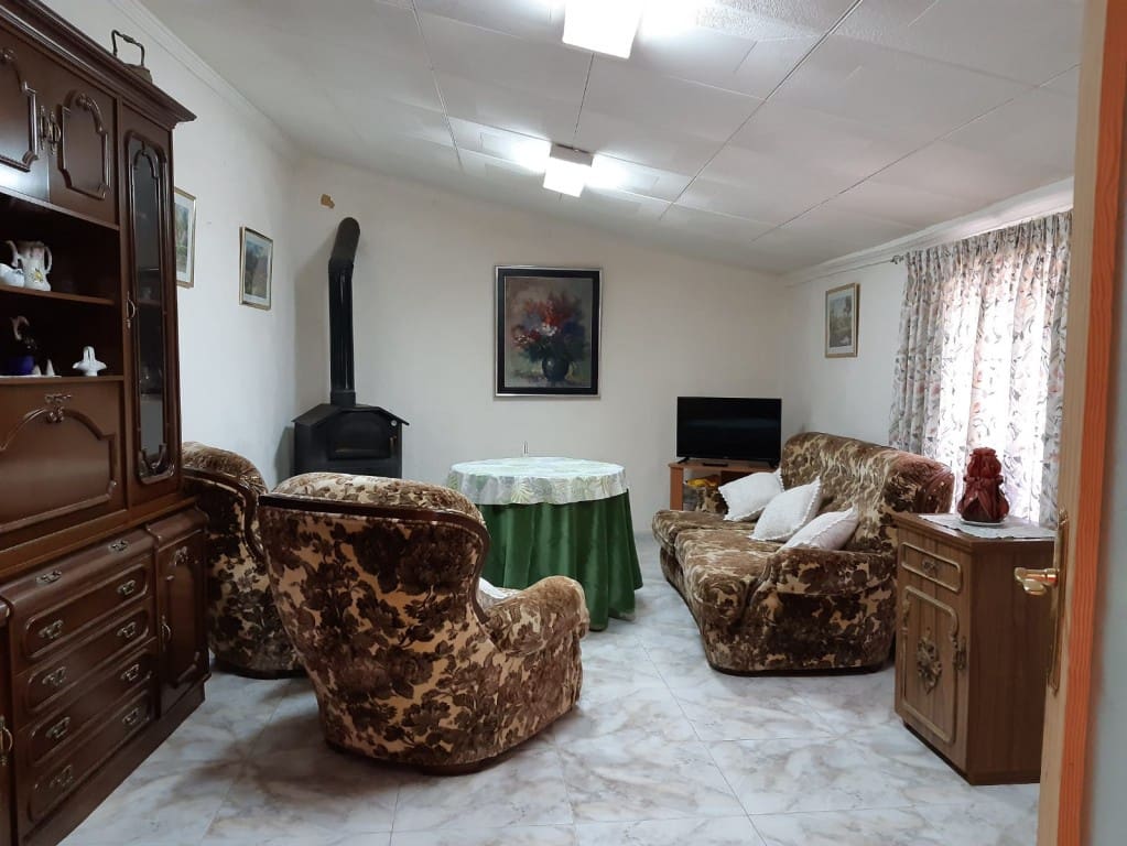 4 sovrum Finca/Hus på landet till salu i Gor - 76 000 € (Ref: 9061977)