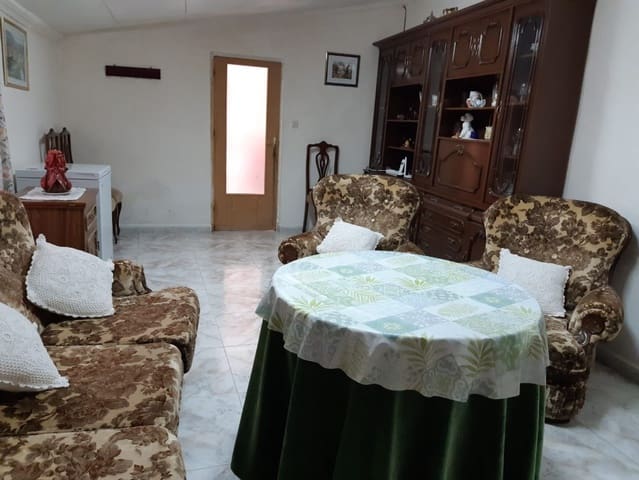 4 soveværelse Finca/Landehus til salg i Gor - € 76.000 (Ref: 9061977)