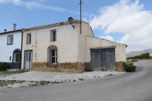 4 slaapkamer Halfvrijstaande villa te koop in Chirivel - € 68.500 (Ref: 9080703)