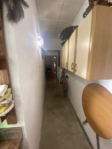 5 bedroom Cave House for sale in Benamaurel - € 90,000 (Ref: 9100007)