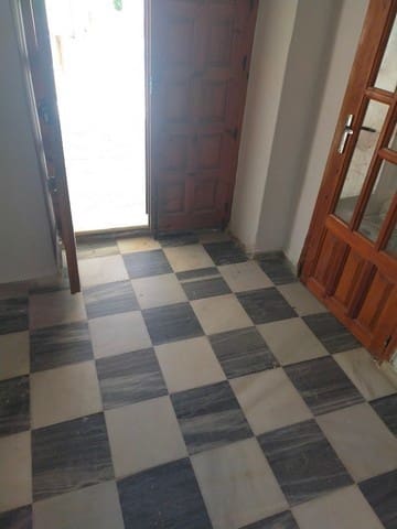 6 soveværelse Byhus til salg i Urracal - € 79.950 (Ref: 9131902)