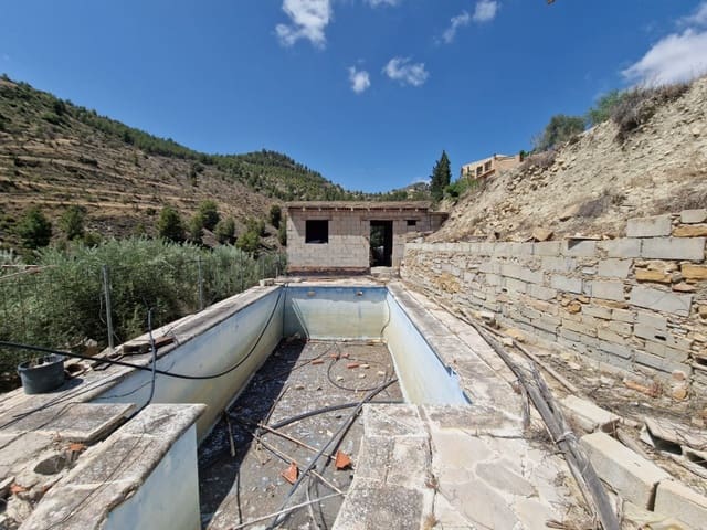 4 Zimmer Finca/Landgut zu verkaufen in Castril mit Pool - 138.000 € (Ref: 9138221)