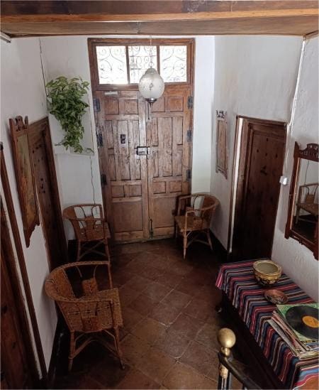 5 soveværelse Byhus til salg i Huescar - € 90.000 (Ref: 9142186)