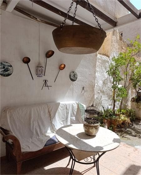 5 soveværelse Byhus til salg i Huescar - € 90.000 (Ref: 9142186)