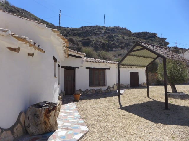 3 soveværelse Hulehus til salg i Galera - € 170.000 (Ref: 9142514)