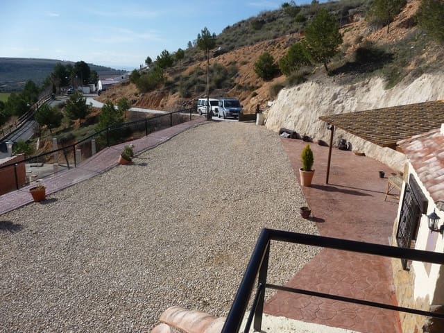 8 soveværelse Hulehus til salg i Fontanar, Pozo Alcón med swimmingpool - € 254.000 (Ref: 9142515)