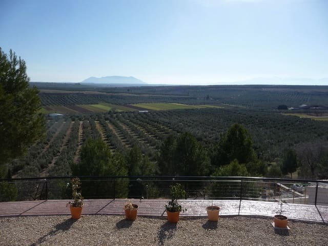 8 soveværelse Hulehus til salg i Fontanar, Pozo Alcón med swimmingpool - € 254.000 (Ref: 9142515)