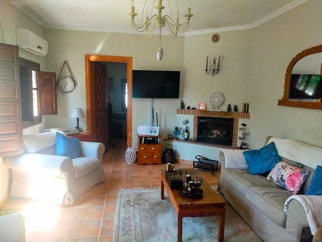 6 soveværelse Finca/Landehus til salg i Seron med swimmingpool - € 345.000 (Ref: 9152455)