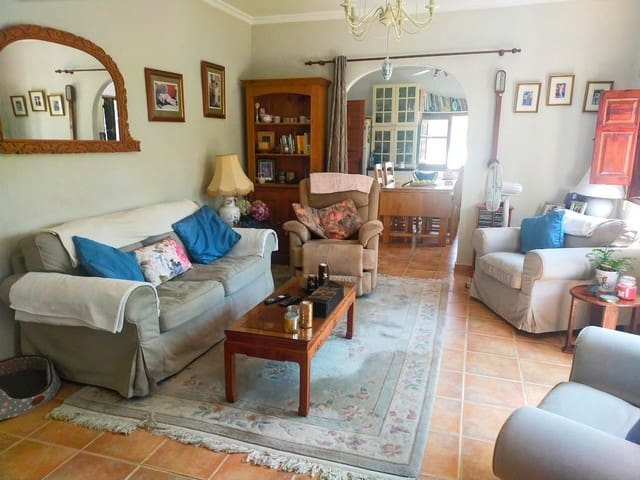 6 soveværelse Finca/Landehus til salg i Seron med swimmingpool - € 345.000 (Ref: 9152455)