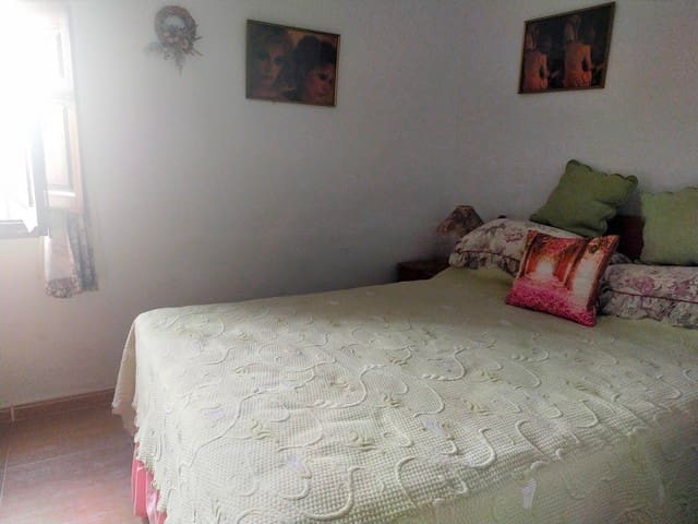 6 soveværelse Finca/Landehus til salg i Seron med swimmingpool - € 345.000 (Ref: 9152455)