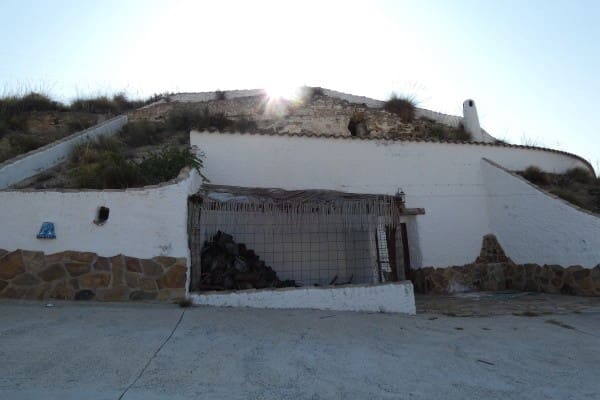 4 soverom Grottehus til salgs i La Alqueria - € 65 000 (Ref: 9184485)