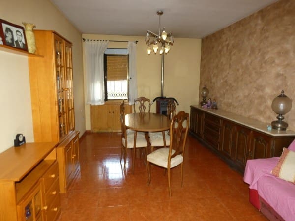 7 soveværelse Hulehus til salg i Huescar - € 95.000 (Ref: 9193502)