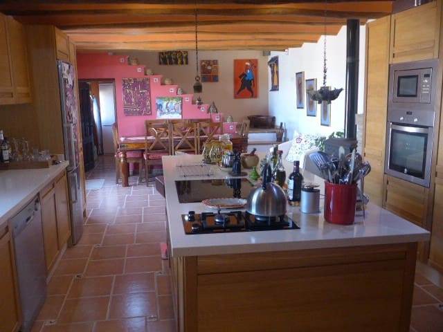 4 soveværelse Finca/Landehus til salg i El Margen med swimmingpool - € 295.000 (Ref: 9239302)