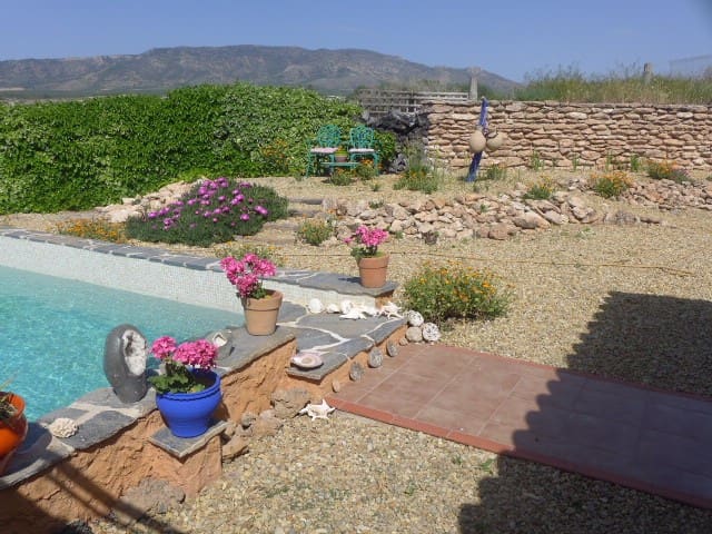 4 soveværelse Finca/Landehus til salg i El Margen med swimmingpool - € 295.000 (Ref: 9239302)