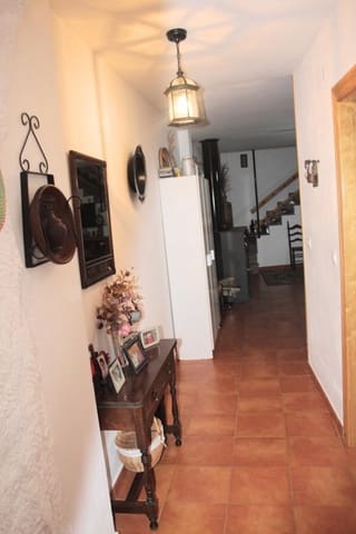 4 bedroom Cave House for sale in Cortes de Baza - € 89,995 (Ref: 9283013)