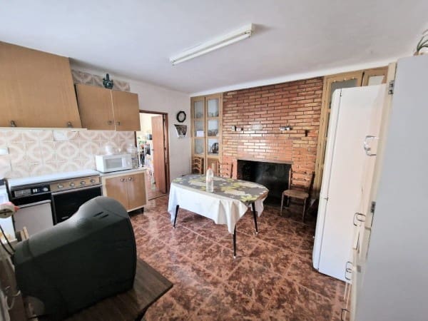 4 soveværelse Byhus til salg i Galera - € 125.000 (Ref: 9309157)