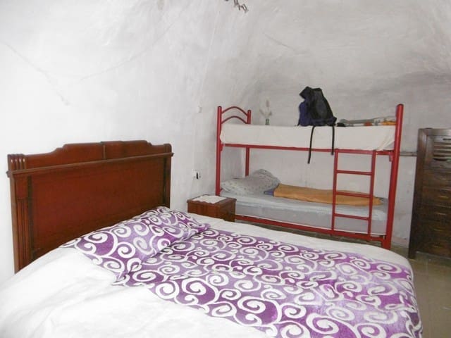 4 chambre Maison Troglodyte à vendre à El Margen, Cúllar - 65 000 € (Ref: 9325216)