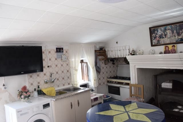 4 soveværelse Finca/Landehus til salg i Castril - € 89.900 (Ref: 9340177)