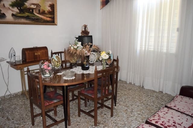 4 soveværelse Finca/Landehus til salg i Castril - € 89.900 (Ref: 9340177)