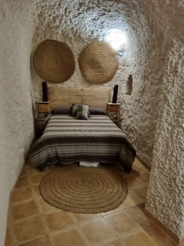 4 chambre Maison Troglodyte à vendre à Cuevas del Campo - 135 000 € (Ref: 9352107)
