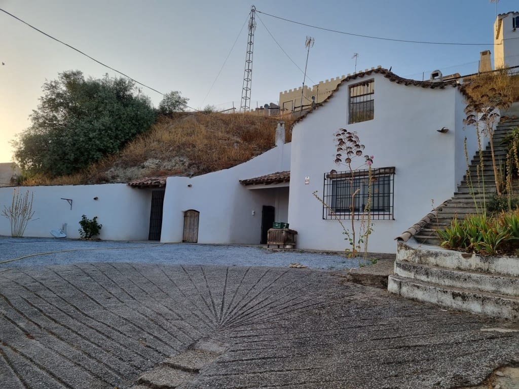 4 chambre Maison Troglodyte à vendre à Cuevas del Campo - 135 000 € (Ref: 9352107)