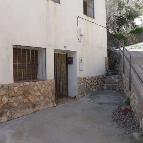 5 soverom Finca/Herregård til salgs i Quesada med svømmebasseng - € 105 000 (Ref: 9357851)