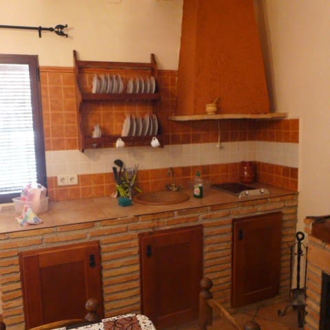 5 soverom Finca/Herregård til salgs i Quesada med svømmebasseng - € 105 000 (Ref: 9357851)