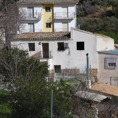 5 sovrum Finca/Hus på landet till salu i Quesada med pool - 105 000 € (Ref: 9357851)