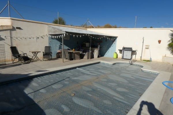 3 soveværelse Villa til salg i Caniles med swimmingpool - € 145.000 (Ref: 9404411)