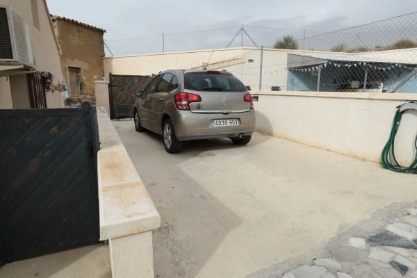 3 soveværelse Villa til salg i Caniles med swimmingpool - € 145.000 (Ref: 9404411)