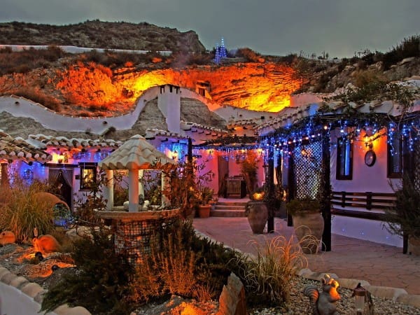 3 bedroom Cave House for sale in Galera - € 135,000 (Ref: 9413563)