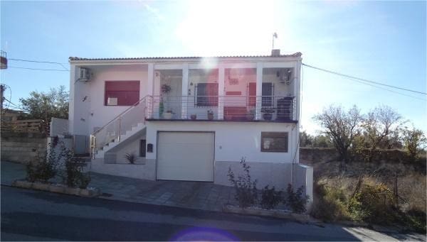 4 soveværelse Finca/Landehus til salg i Cuevas del Campo - € 125.000 (Ref: 9416112)