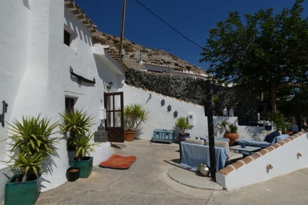 5 soveværelse Hulehus til salg i Galera - € 179.950 (Ref: 9426488)