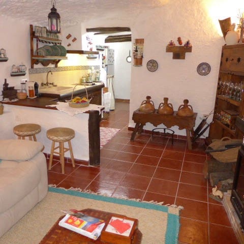 3 soveværelse Hulehus til salg i Galera - € 80.000 (Ref: 9428950)